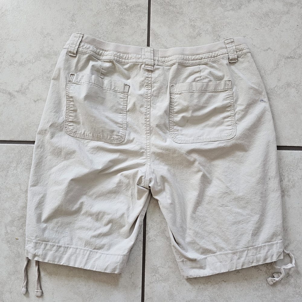 LIKE NEW St. John's Bay Moonbeam Cargo Shorts with Floral Embroidery - Picture 3 of 3
